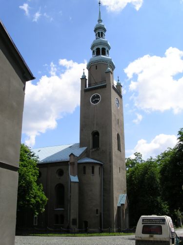 Wieża kościoła farnego w TG