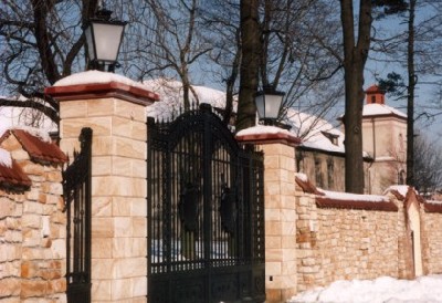 Brama na zamek w Starych Tarnowicach